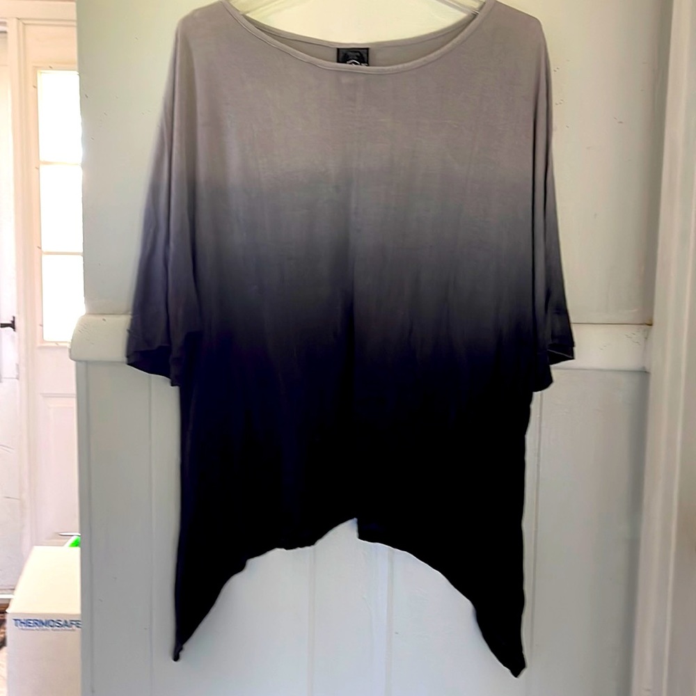 Sledge soft and lightweight black gray tie dye shirt